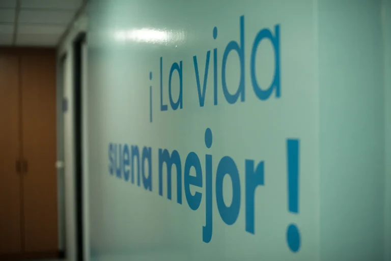 Muro con el mensaje